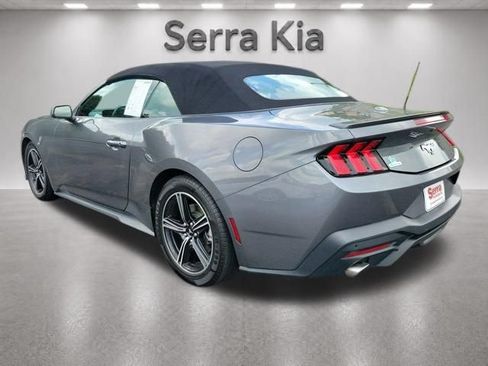 Used 2025 Ford Mustang Premium RWD image 3