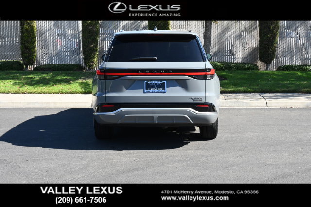 Certified 2024 Lexus TX 500h AWD w/ Technology Package image 5
