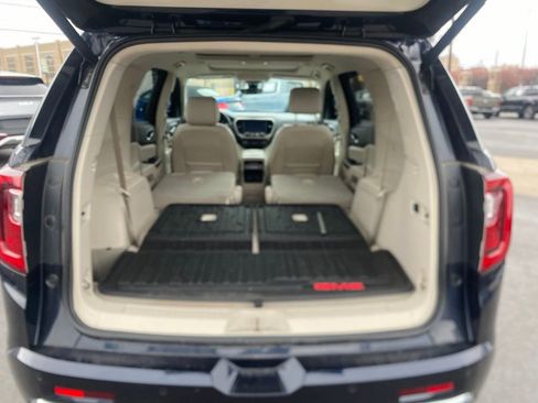 Used 2021 GMC Acadia Denali w/ Denali Ultimate Package AWD/4WD image 8