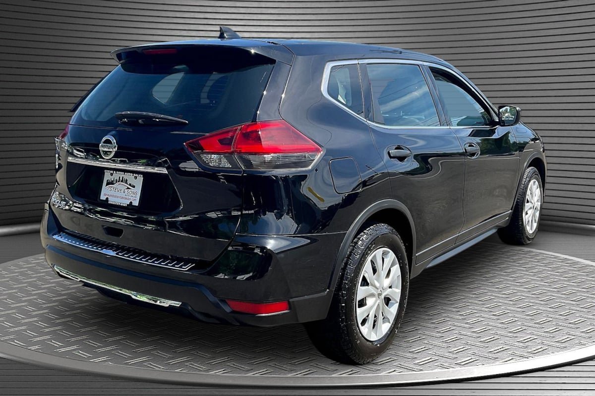 Used 2020 Nissan Rogue S FWD image 6