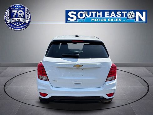 Used 2020 Chevrolet Trax LS w/ Tint and Cruise Package FWD image 4