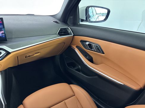 Used 2023 BMW 330i Sedan w/ Premium Package RWD image 30