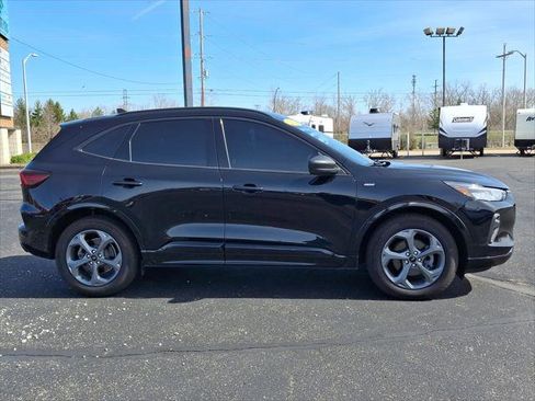 Used 2024 Ford Escape ST-Line image 25