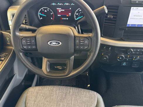 Used 2024 Ford F250 XLT image 16