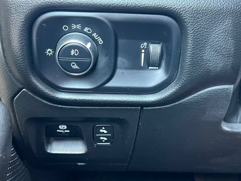 Used 2023 RAM 1500 Big Horn AWD/4WD image 20
