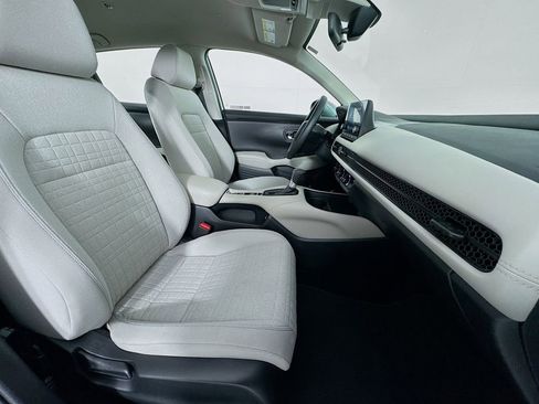 Used 2023 Honda HR-V LX image 31