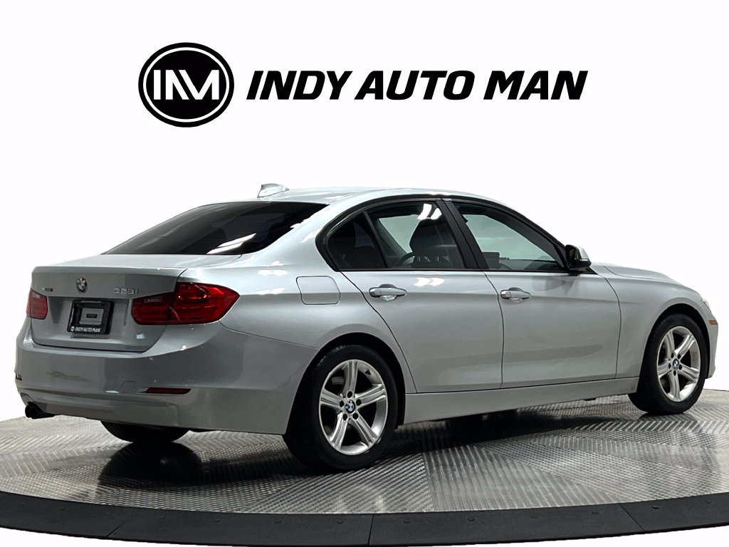 Used 2013 BMW 328i xDrive Sedan AWD/4WD image 4