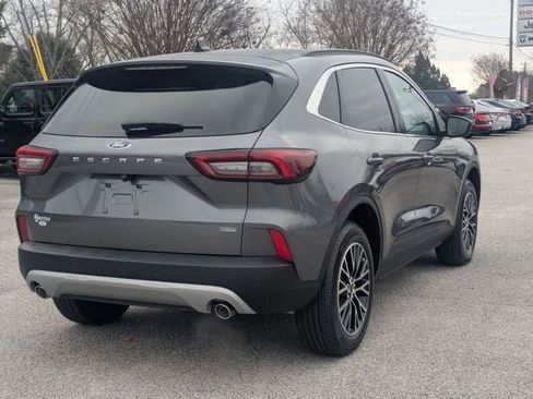 New 2026 Ford Escape SE FWD image 40