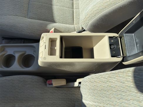 Used 1998 Nissan Frontier XE image 27