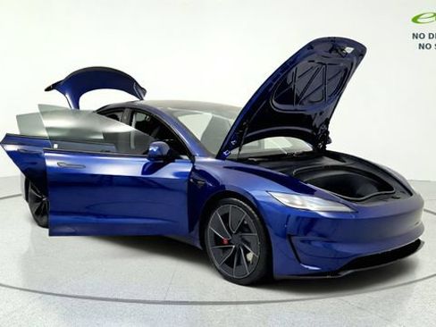 Used 2025 Tesla Model 3 Performance AWD/4WD image 11