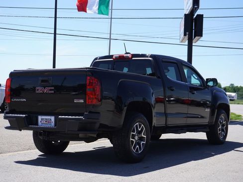 Used 2017 GMC Canyon SLE w/ All Terrain X Package AWD/4WD image 7