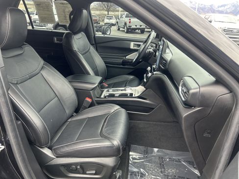 Used 2022 Ford Explorer ST w/ Equipment Group 401A image 28