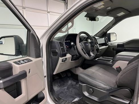 Used 2017 Ford F150 XL w/ Equipment Group 101A Mid AWD/4WD image 20