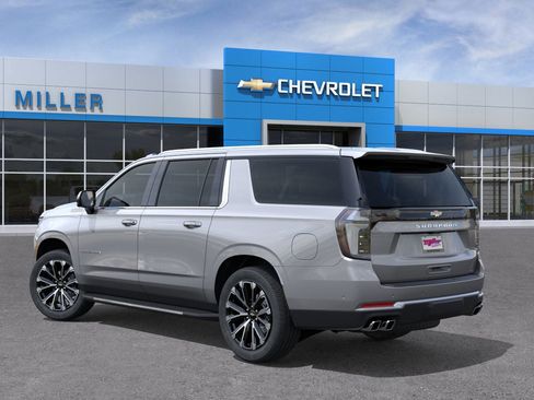 New 2026 Chevrolet Suburban High Country w/ Sun And Tow Package AWD/4WD image 39