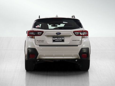 Used 2023 Subaru Crosstrek 2.0i Premium image 4