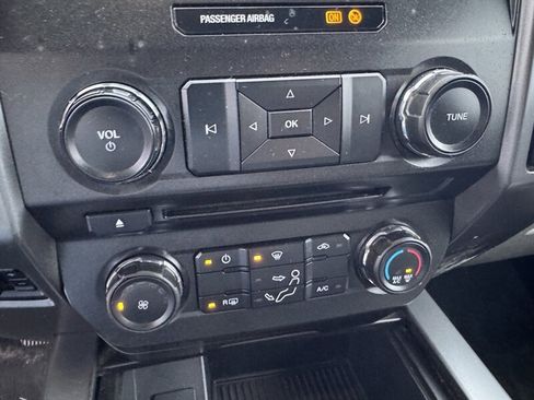 Used 2017 Ford F250 XLT w/ XLT Value Package image 23