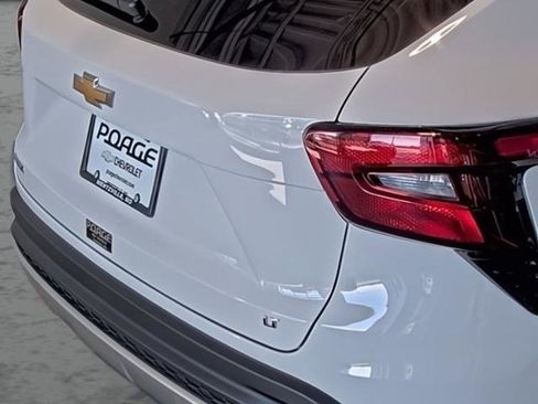 New 2026 Chevrolet Trax LT image 13