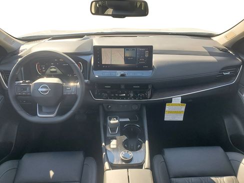 New 2026 Nissan Rogue Platinum w/ Platinum Premium Package AWD/4WD image 11