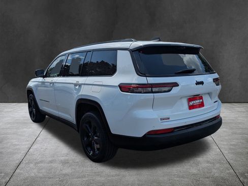 New 2025 Jeep Grand Cherokee L Limited w/ Luxury Tech Group II RWD image 6