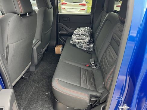 New 2026 Nissan Frontier PRO-4X w/ Pro-4x Convenience Package image 18