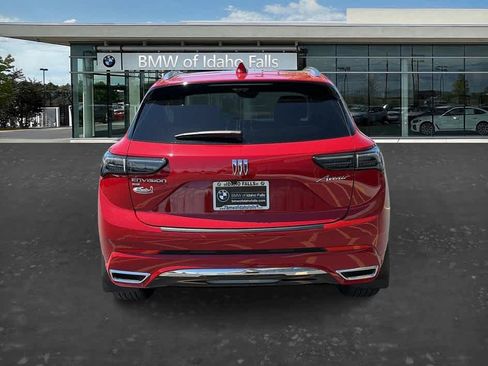 Used 2025 Buick Envision Avenir AWD/4WD image 6