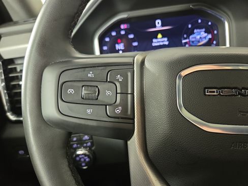 Certified 2024 GMC Sierra 2500 Denali w/ Denali Reserve Package AWD/4WD image 15