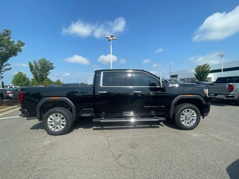 Used 2022 GMC Sierra 2500 Denali AWD/4WD image 8