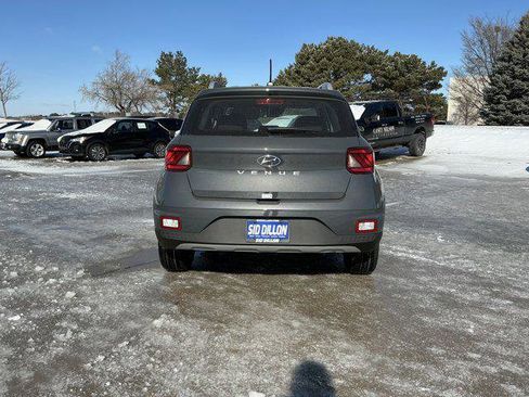 New 2025 Hyundai Venue SEL image 4