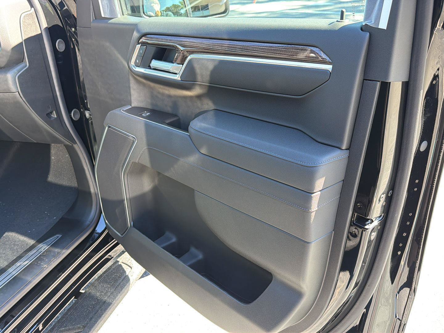New 2026 Chevrolet Silverado 1500 RST AWD/4WD image 14