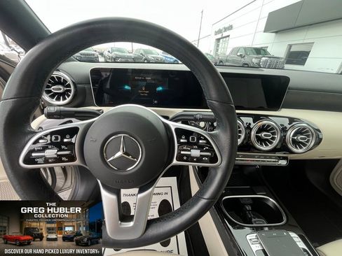 Used 2019 Mercedes-Benz A 220 4MATIC image 38