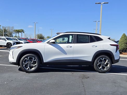 New 2026 Chevrolet Trax LT w/ Driver Confidence Package image 3