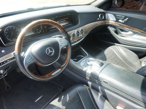 Used 2015 Mercedes-Benz S 550 4MATIC Sedan image 13