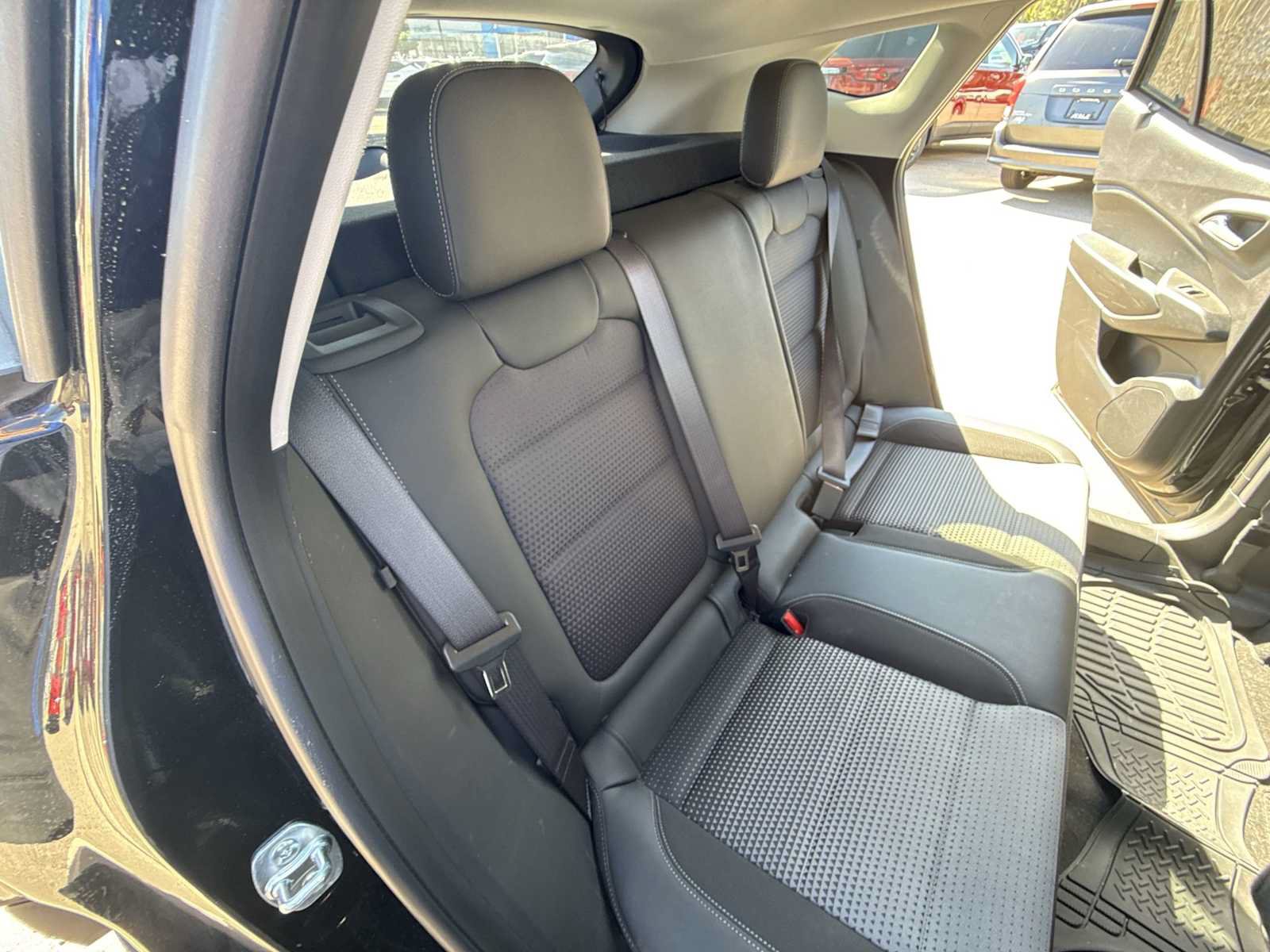 Certified 2024 Chevrolet Trax LT w/ Sunroof Package FWD image 25
