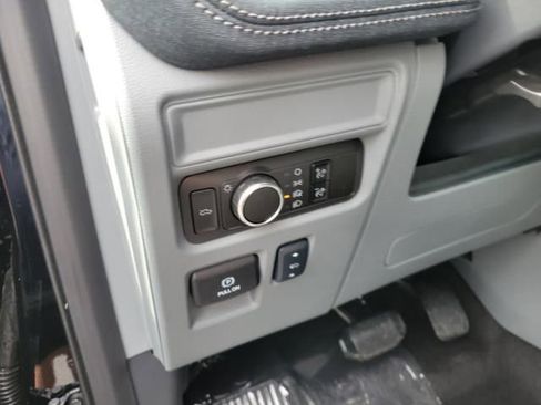 New 2025 Ford F150 Lightning Flash image 25