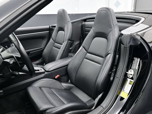 Certified 2022 Porsche 911 Carrera S w/ Sport Package RWD image 5