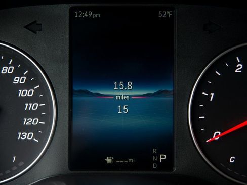 Used 2025 Mercedes-Benz Sprinter 2500 image 43