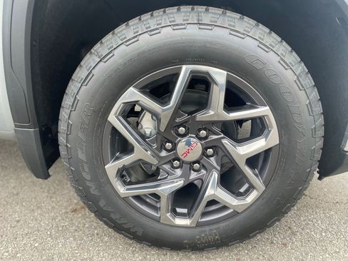 New 2026 GMC Sierra 1500 SLE w/ X31 Off-Road Package image 32