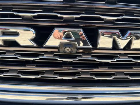 Used 2019 RAM 1500 Limited AWD/4WD image 9