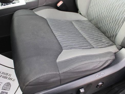 Used 2016 Toyota Tundra SR5 w/ TRD Off Road Package image 44