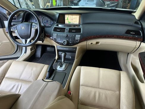 Used 2011 Honda Crosstour EX-L image 17