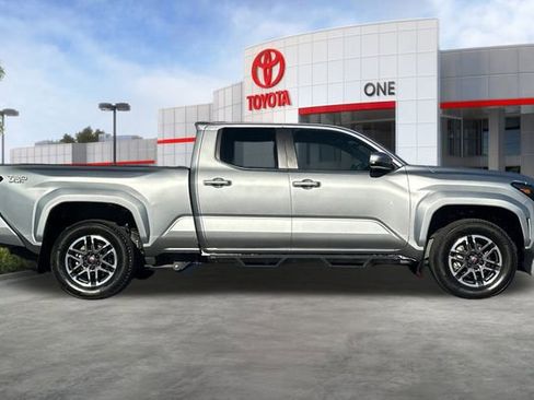 Used 2024 Toyota Tacoma 4x4 Double Cab image 3