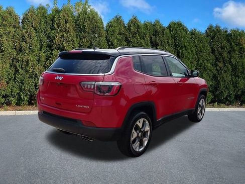 Used 2018 Jeep Compass Limited AWD/4WD image 4