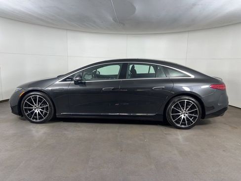 Used 2023 Mercedes-Benz EQS 580 4MATIC Sedan image 4