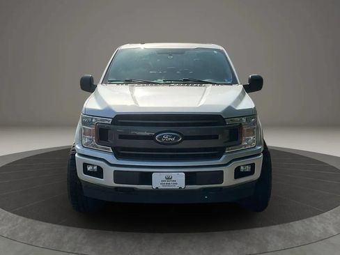 Used 2018 Ford F150 XLT w/ Equipment Group 302A Luxury AWD/4WD image 8