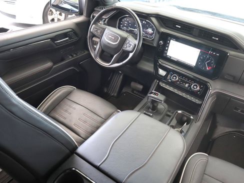 Used 2023 GMC Sierra 1500 AT4X AWD/4WD image 15