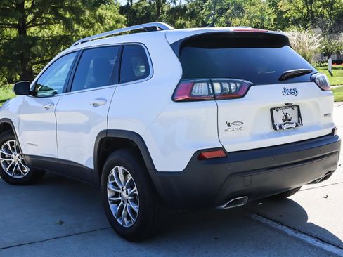 Used 2021 Jeep Cherokee Latitude Lux w/ Sun & Sound Group image 14