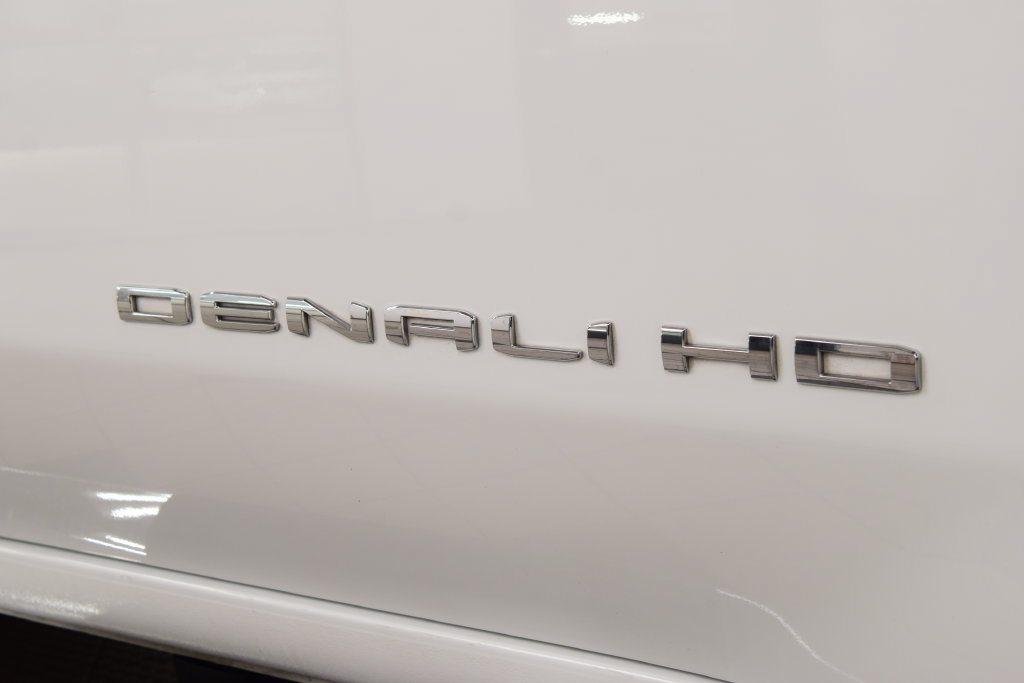 Used 2023 GMC Sierra 3500 Denali AWD/4WD image 15