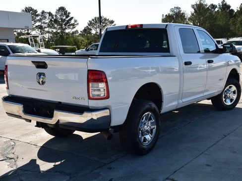 Used 2022 RAM 2500 Tradesman w/ Chrome Appearance Group AWD/4WD image 7