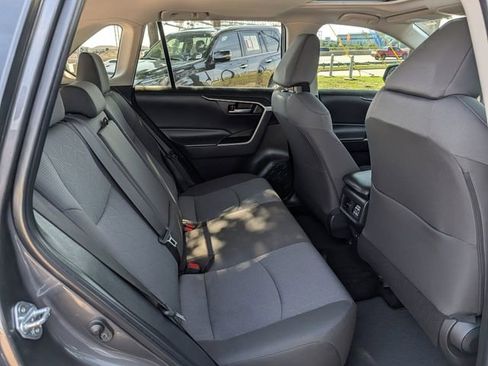Used 2024 Toyota RAV4 XLE w/ Convenience Package FWD image 29