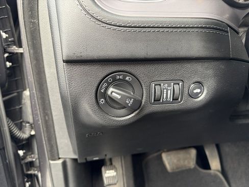 Used 2023 Dodge Charger Scat Pack w/ Plus Group image 9